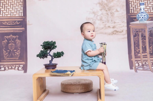 南安可爱的企鹅宝宝